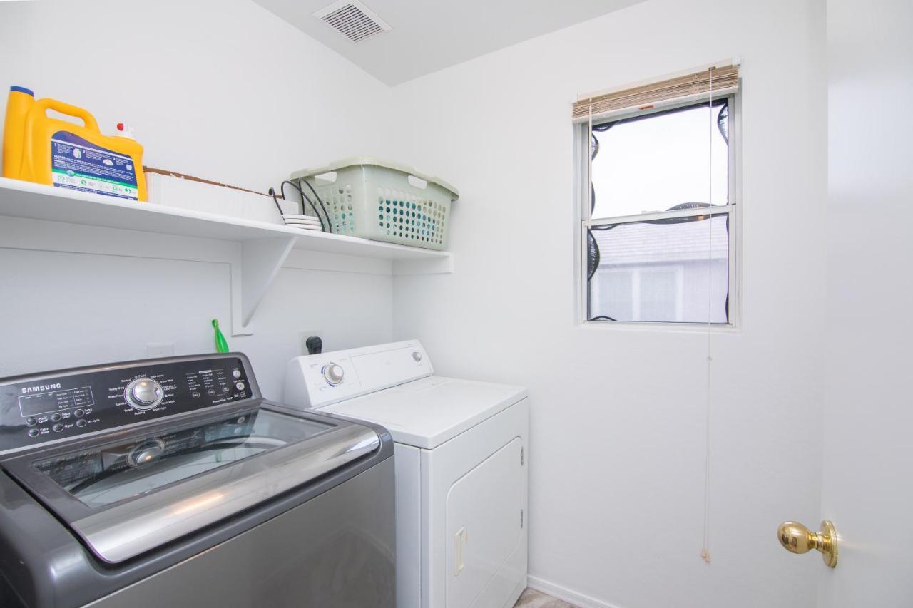 Stylish Home Phoenix - Low Rates Now! Экстерьер фото